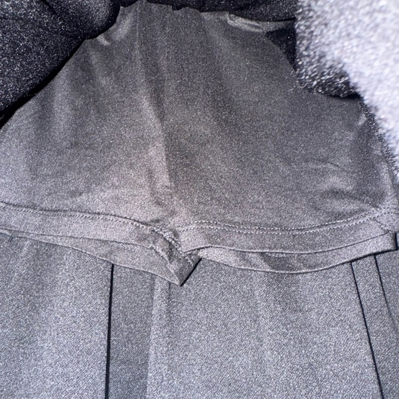 GIRLS size 7 black skirt - Picture 3 of 3